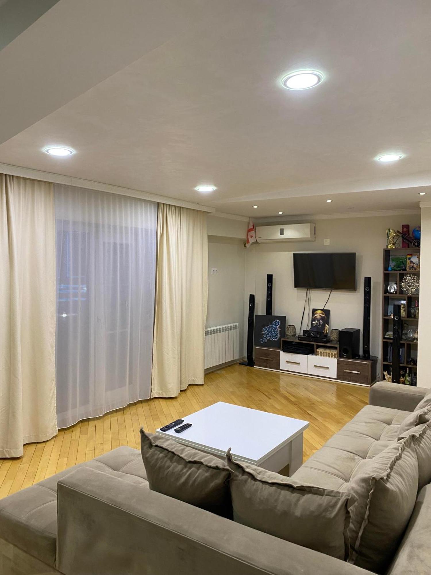Appartamento Big Flat In Batumi Esterno foto
