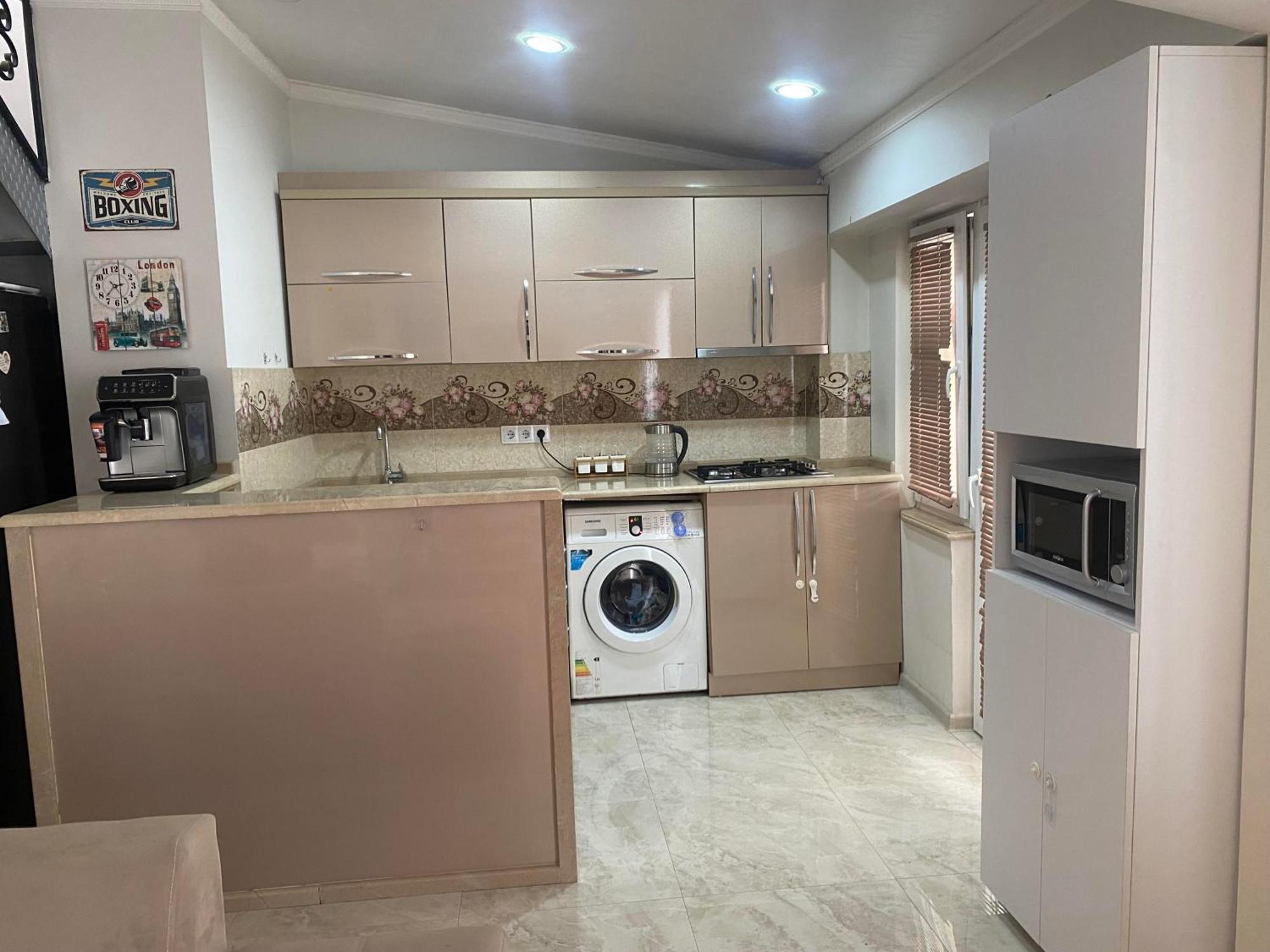 Appartamento Big Flat In Batumi Esterno foto