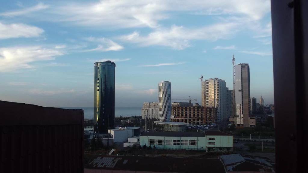 Appartamento Big Flat In Batumi Esterno foto