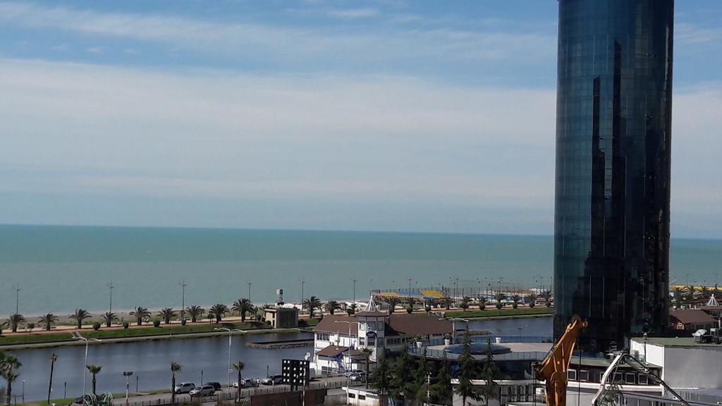 Appartamento Big Flat In Batumi Esterno foto